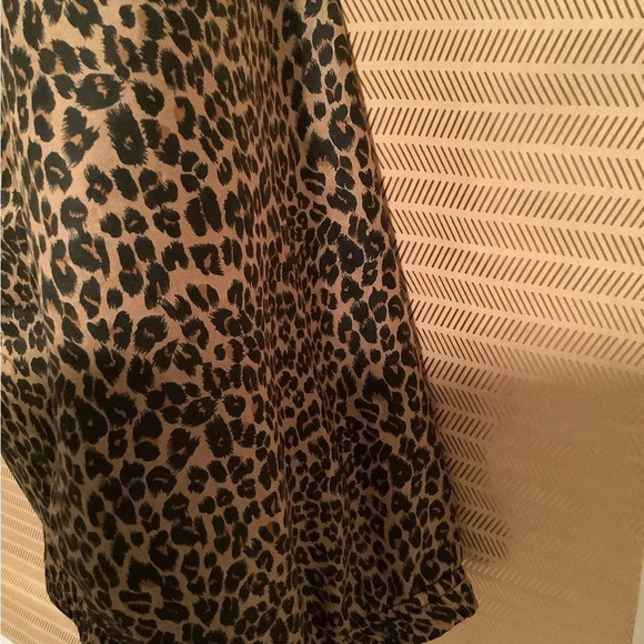 STUNT SPORTS~ 100% SILK-ANIMAL PRINT~LINED JACKET~ - Picture 6 of 6